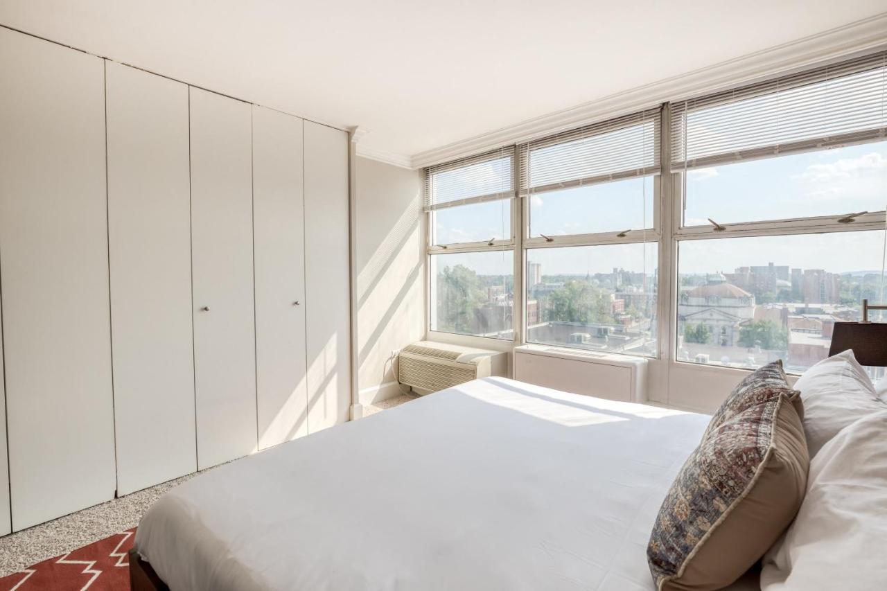 Cozysuites 800 Tower 1Br With Gym! 10 Луисвил Екстериор снимка